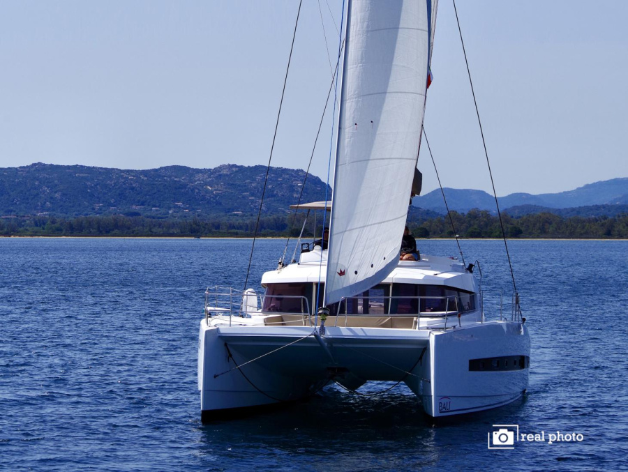 Photo #1 - Bali 4.1 (Enya - Water maker, Solar Panel) en  - 14285