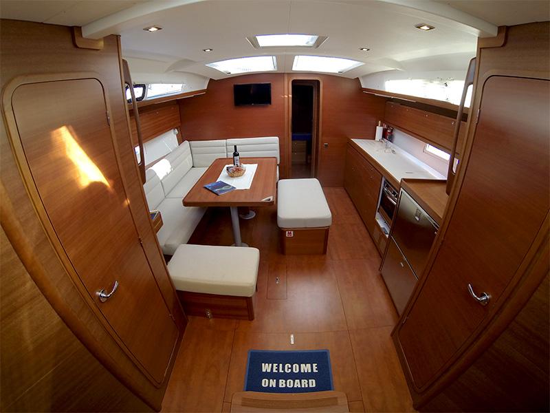 Interior image - 2