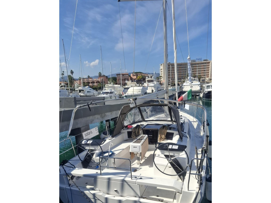 Photo #1 - Dufour 37 (Zazu) en Marina - 23252