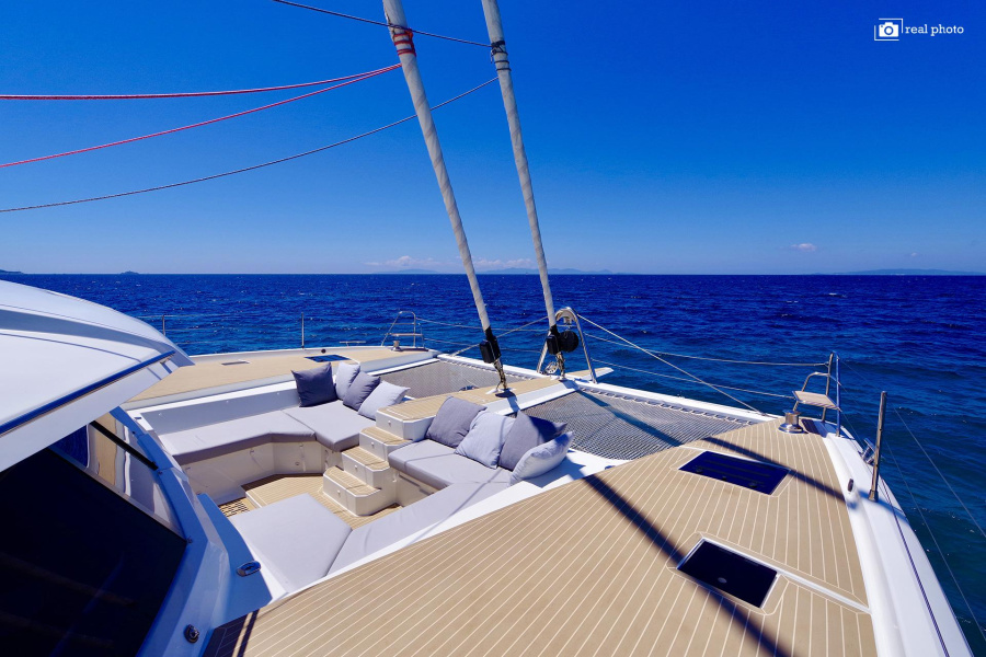 Maurice - Luxury Catamaran, A/C, Generator, Water maker - 2
