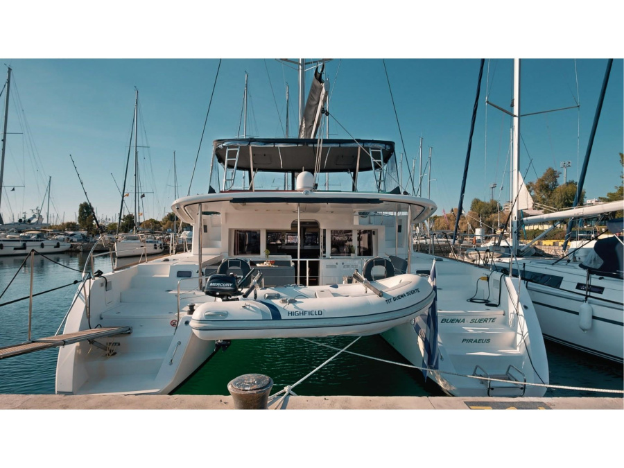 Photo #1 - Lagoon 450 Fly (BUENA SUERTE) en Alimos Marina - 61981