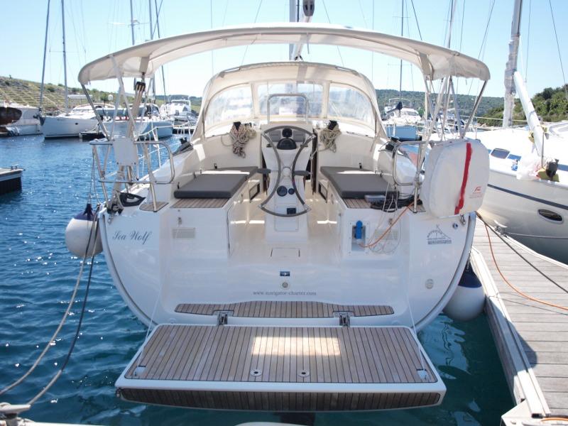 Main image - 0