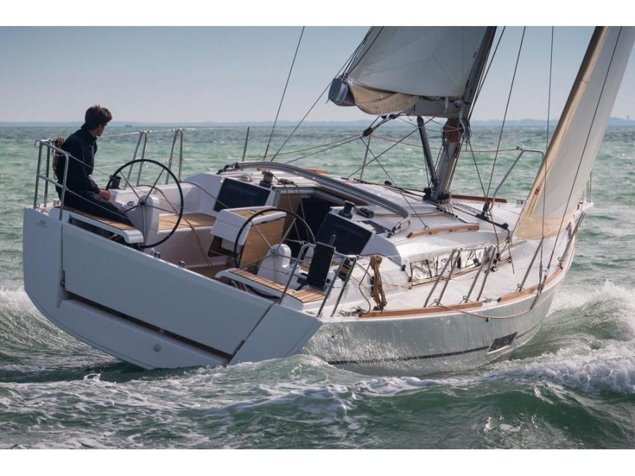 Photo #1 - Dufour 350 Grand Large (Georgia) en Rhodes New Marina - 65103