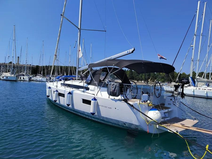 Photo #1 - Sun Odyssey 440 (LEONA) en Marina Polesana - 23320