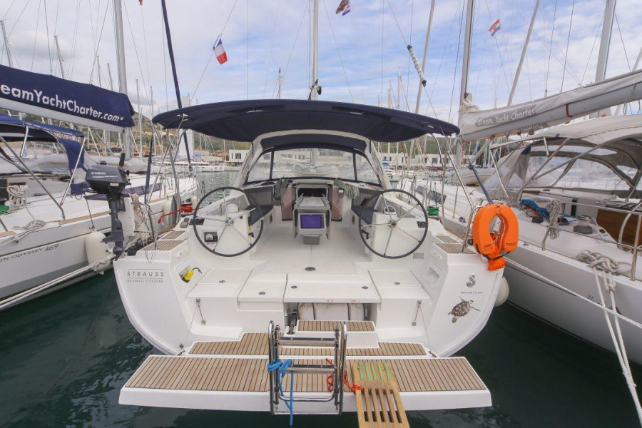 Photo #1 - Oceanis 45 - 4 cab. (STRAUSS) en Guadeloupe, La Marina Bas du Fort - 27777