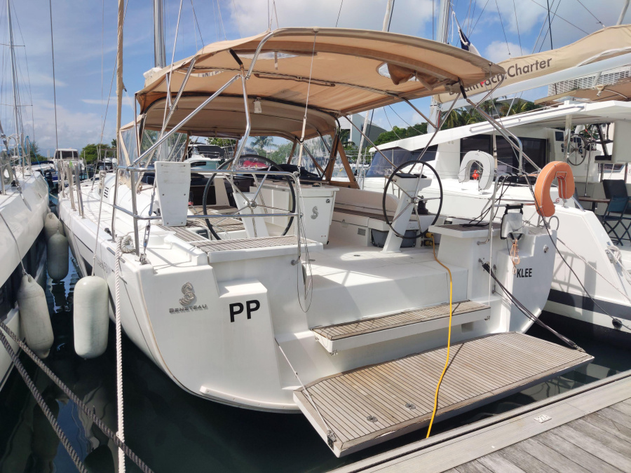 Photo #1 - Oceanis 51.1 - 5 + 1 cab. (KLEE) en Martinique - 28257