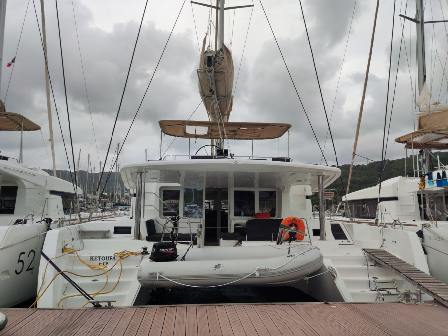 Photo #1 - Lagoon 52 F - 6 + 2 cab. (KETOUPA) en Martinique - 28266