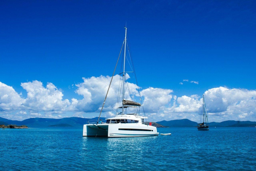 Photo #1 - Bali 4.3 (SINATRA) en Whitsundays, Airlie Beach, Coral Sea Marina - 28307