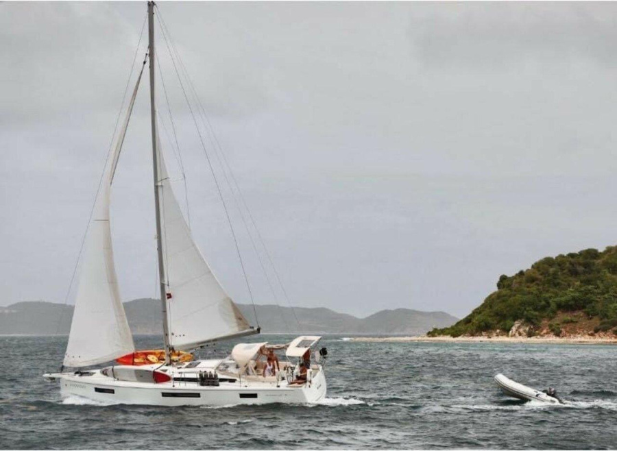Photo #1 - Sun Odyssey 440 - 2 cab. (Andiamo) en BVI, Tortola, Ritter House Marina - 28456