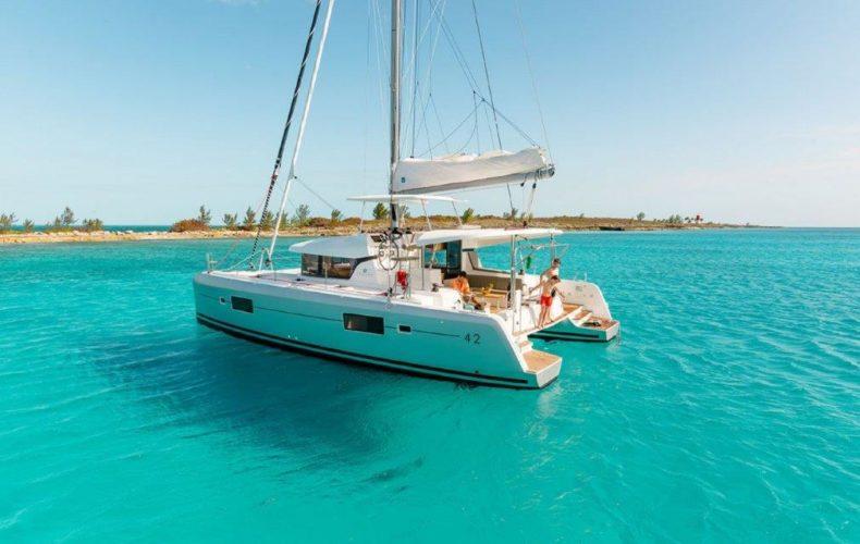 Photo #1 - Lagoon 42 - 4 + 1 cab. (Stella) en BVI, Tortola, Ritter House Marina - 28719