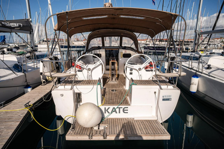 Kate - 2