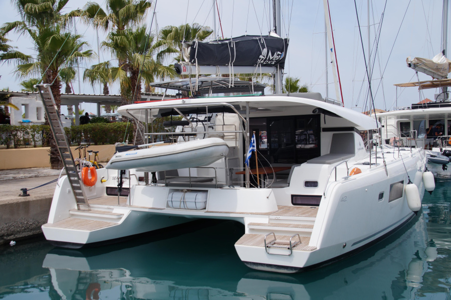 Photo #1 - Lagoon 42 - 4 + 2 cab. (Sea novels) en Palairos - 29479