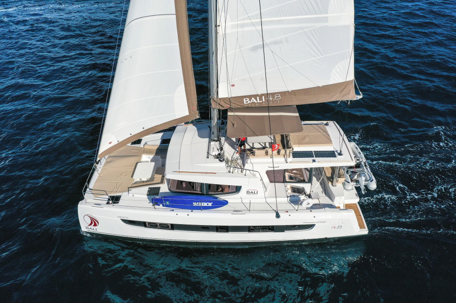 Photo #1 - Bali 4.8 - 6 cab. (Vaya Con Dios) en Marina - 29616