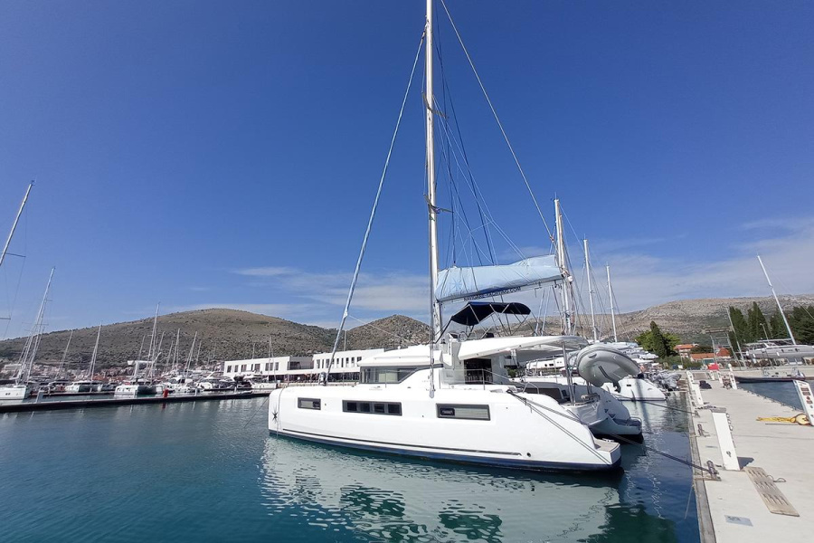 Photo #1 - Lagoon 50 - 6 + 2 cab. (Ragnarök) en Yachtclub Seget (Marina Baotić) - 29822