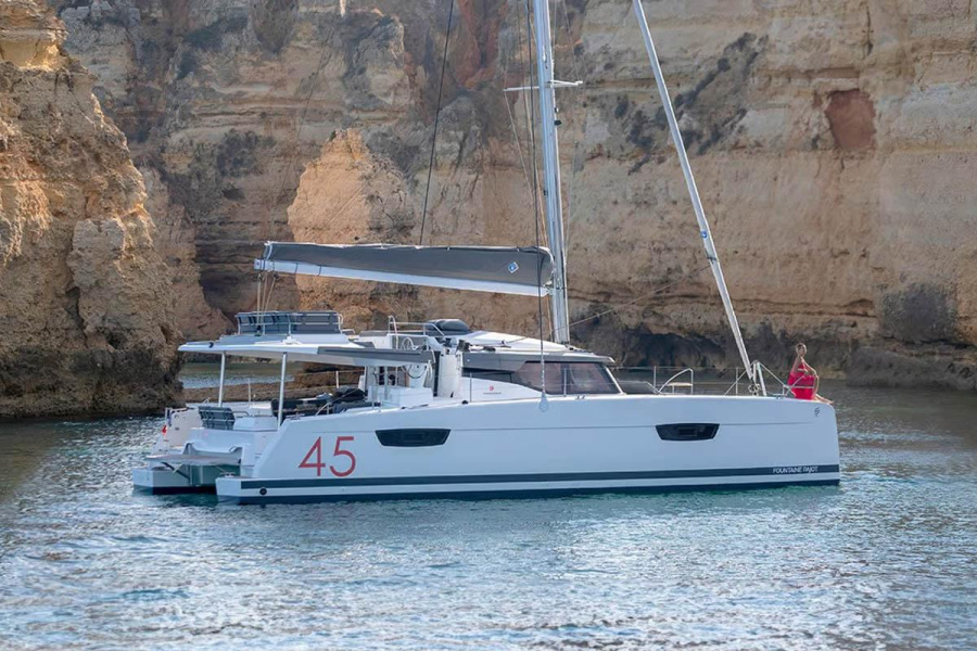Photo #1 - Fountaine Pajot Elba 45 - 4 + 1 cab. (Nahoa) en Athens, Alimos marina - 29885