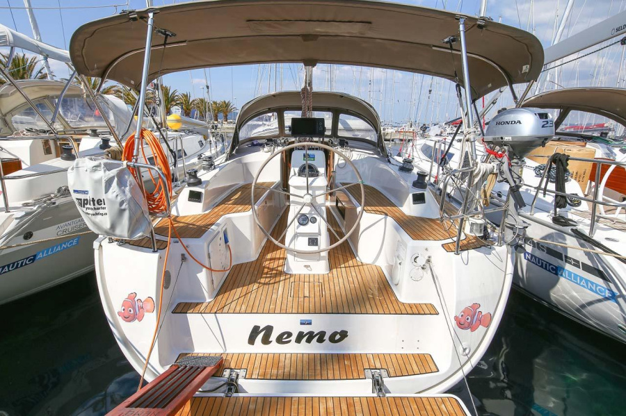 Photo #1 - Bavaria Cruiser 33 (Nemo) en Marina Hramina - 30138