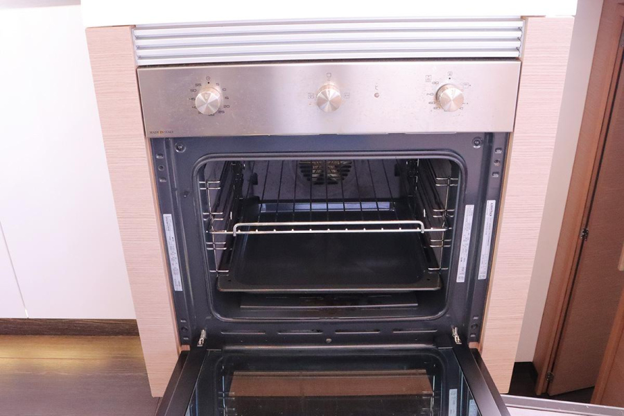 No Shoes_X - 2