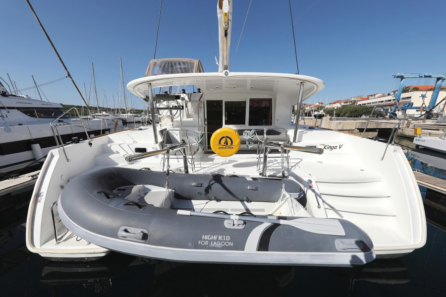 Photo #1 - Lagoon 400 S2 - 4 + 2 cab. (Kinga V) en ACI Marina - 31194
