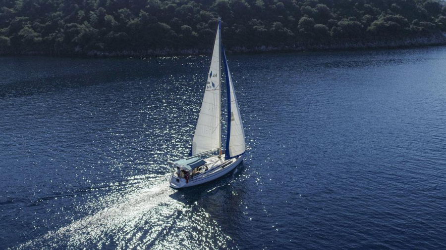 Photo #1 - Bavaria 44 (Sahbaz) en Ece Saray Marina Resort - 31297