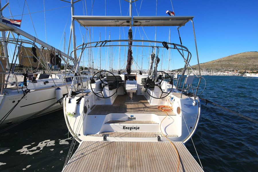 Photo #1 - Bavaria Cruiser 46 - 4 cab. (Kneginja) en Marina Kornati - 31441