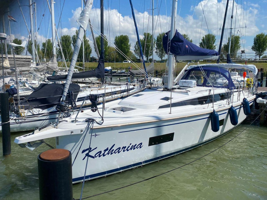 Photo #1 - Bavaria C42 (Katharina) en Ijsselmeer/ Haven - 31470