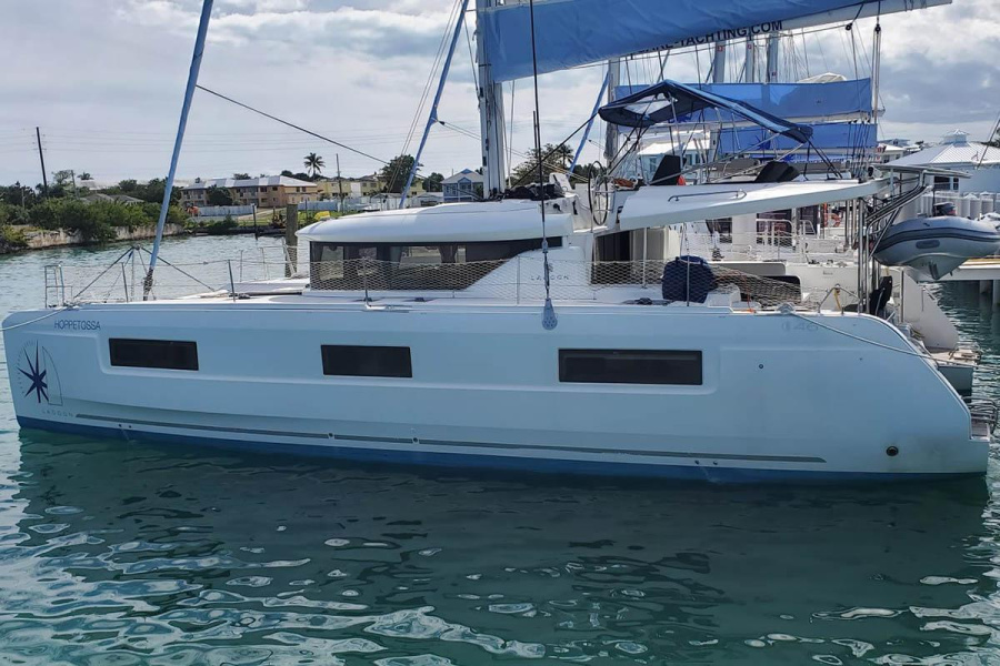 Photo #1 - Lagoon 46 - 4 + 2 cab. (Hoppetossa) en Resort & Marina - 31473