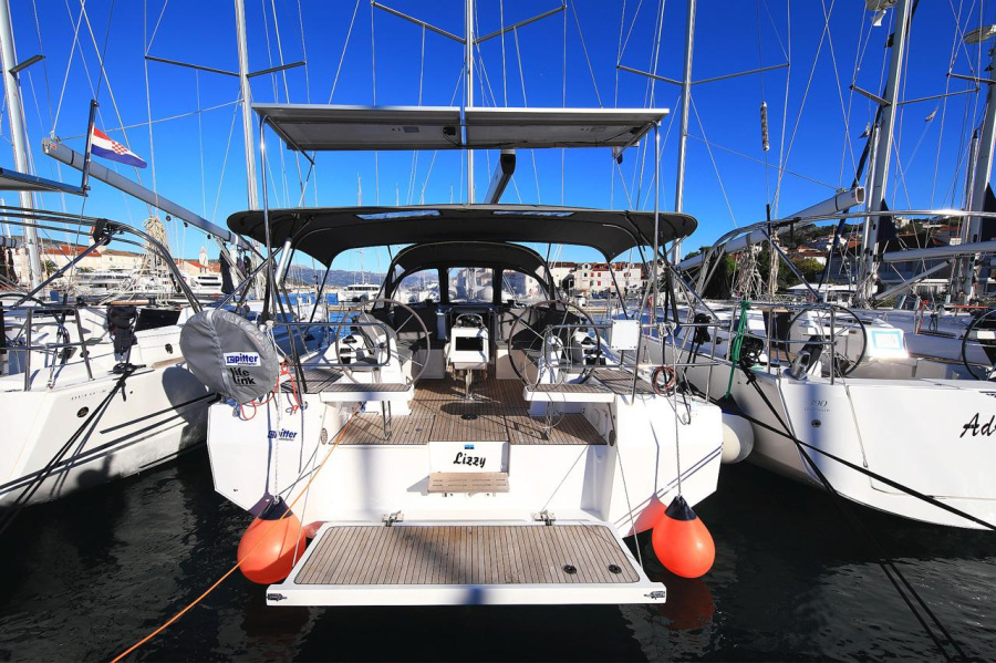 Photo #1 - Bavaria C42 Style (Lizzy) en ACI Marina - 31487