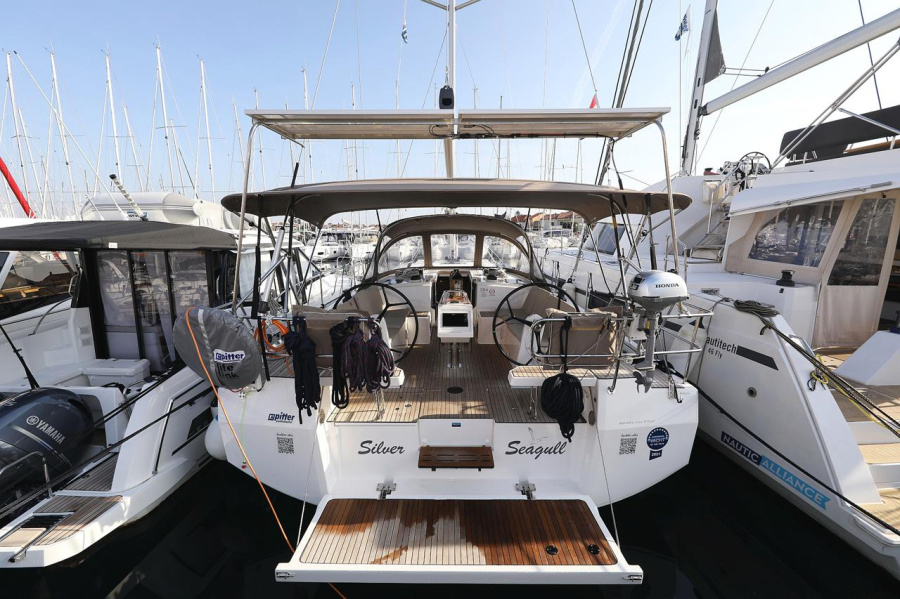 Photo #1 - Bavaria C42 Style (Silver Seagull) en Marina Kornati - 31489