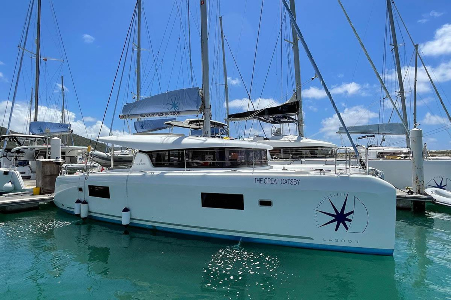 Photo #1 - Lagoon 42 - 4 + 2 cab. (The Great Catsby) en Resort & Marina - 31724