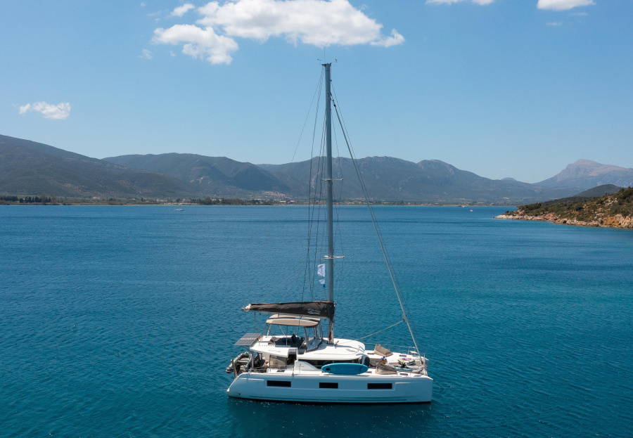 Photo #1 - Lagoon 46 - 4 + 2 cab. (El Marita) en Lefkas, D-Marin - 32143