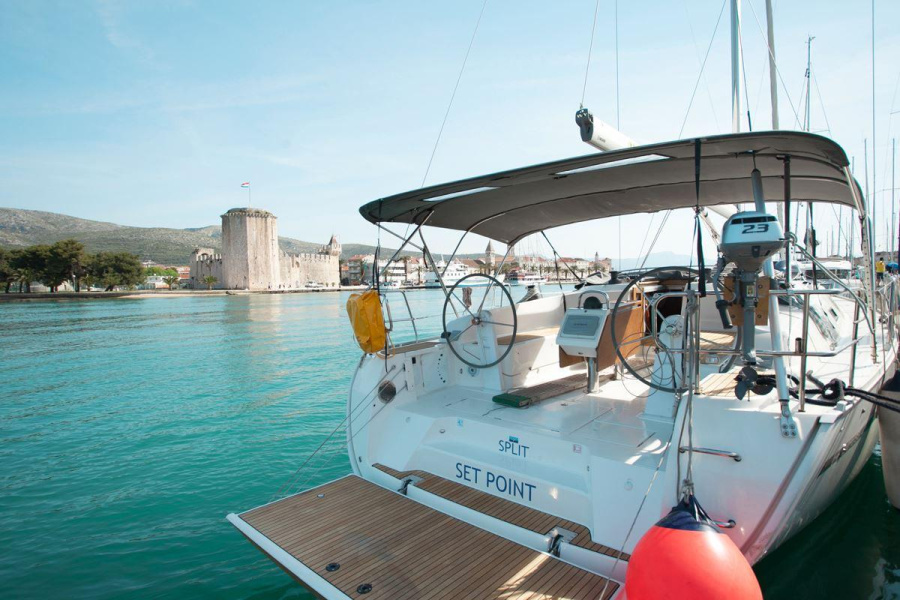 Photo #1 - Bavaria Cruiser 46 - 4 cab. (Set Point) en Komolac, ACI Marina - 32185
