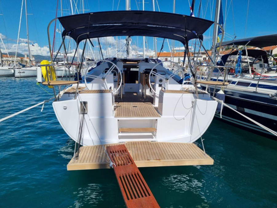Photo #1 - Elan Impression 45.1 (Sokol) en ACI Marina - 32214