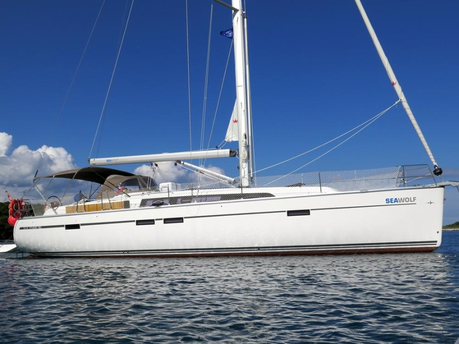 Photo #1 - Bavaria Cruiser 46 - 4 cab. (Seawolf) en Marina - 32328