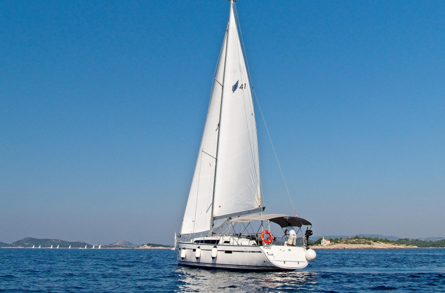 Photo #1 - Bavaria Cruiser 41 - 3 cab. (MH 75) en Marina Hramina - 32711