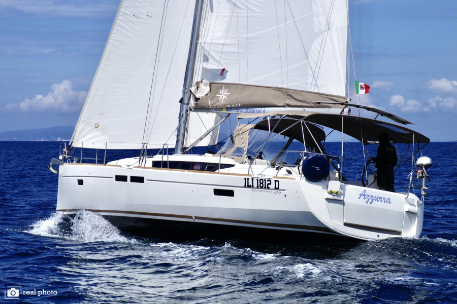 Photo #1 - Sun Odyssey 479 - 4 cab. (Azzurra) en Marina di - Follonica - 32806