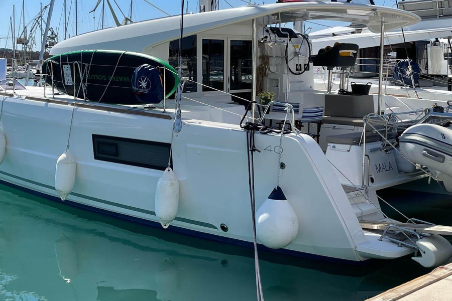 Photo #1 - Lagoon 40 - 3 + 2 cab (Mala) en Yachtclub Seget (Marina Baotić) - 33061