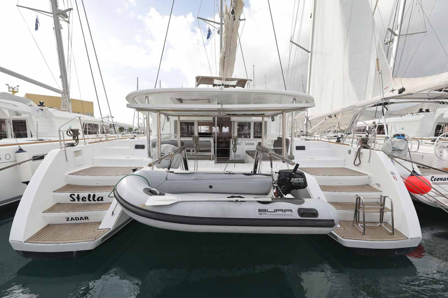 Photo #1 - Lagoon 450 F - 4 + 2 cab. (Stella) en Marina Hramina - 33096