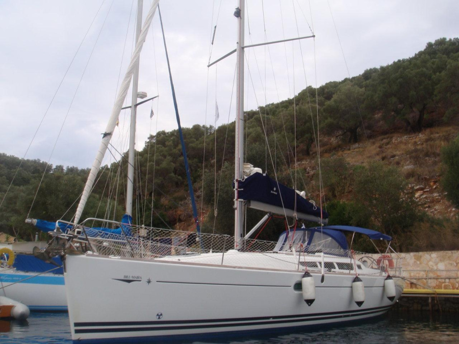 Photo #1 - Sun Odyssey 42i (Billmaira) en Main Port - 33201