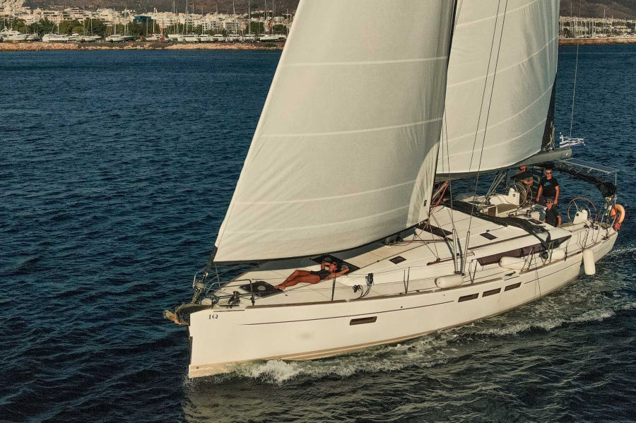 Photo #1 - Sun Odyssey 509 - 5 + 1 cab. (I.Q.) en Athens, Marina Delta Kallithea - 33302