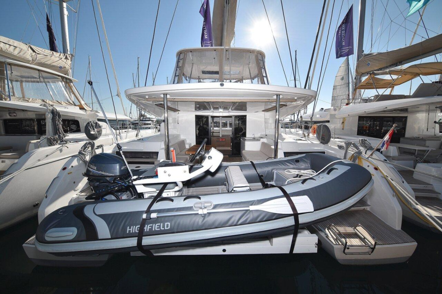 Photo #1 - Lagoon 50 - 6 + 1 cab. (Shadow) en D-Marin Dalmacija Marina - 33429