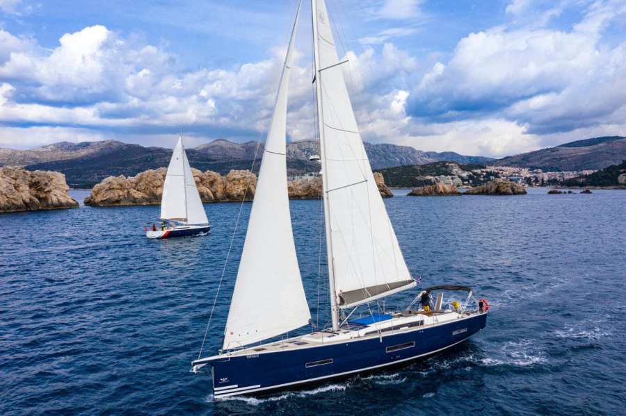 Photo #1 - Dufour Exclusive 56 - 4 + 1 cab. (Tefnut) en Marina Kremik - 33589