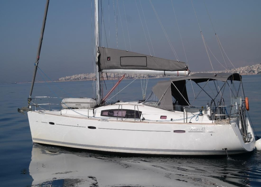 Photo #1 - Oceanis 43 (Fantasea) en Athens, Alimos marina - 33908