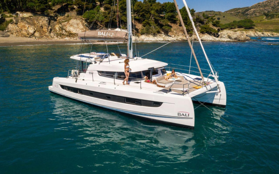 Photo #1 - Bali 4.2 - 4 + 1 cab. (UNCHARTED) en BVI, Hodge's Creek Marina - 33956