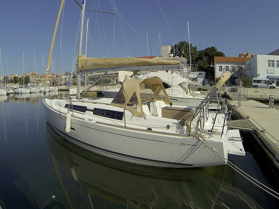 Photo #1 - Dufour 335 GL (Lara) en Marina Mandalina - 33953
