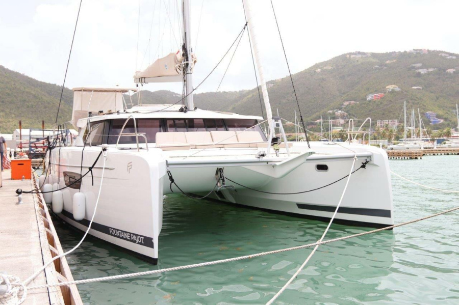 Photo #1 - Fountaine Pajot Astrea 42 - 4 + 1 cab. (Idle Time) en BVI, Tortola, Ritter House Marina - 34042