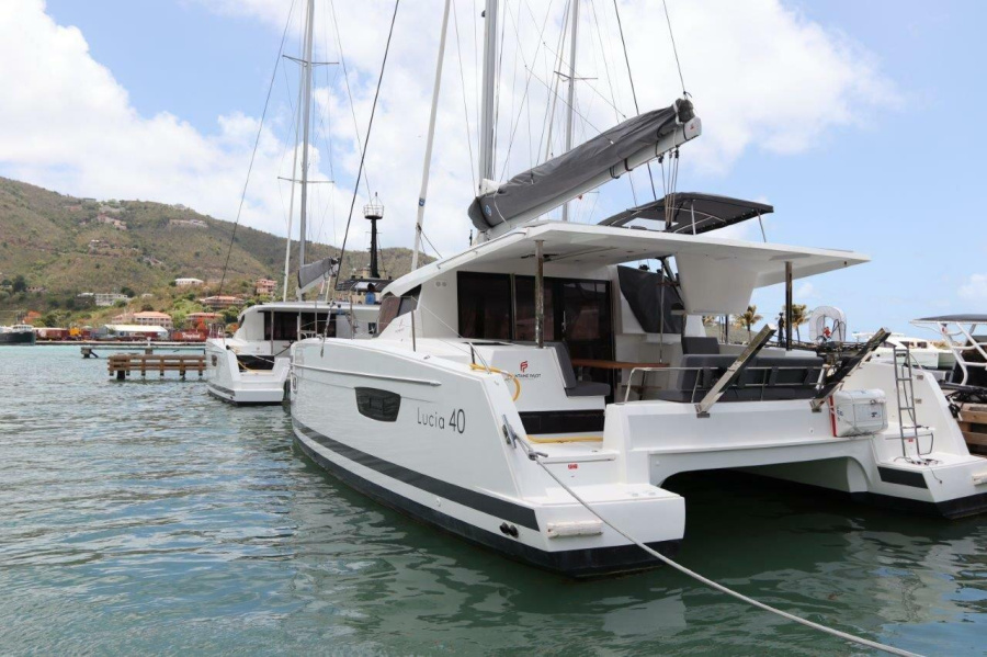 Photo #1 - Fountaine Pajot Lucia 40 - 4 cab. (Wish You Were Here) en BVI, Tortola, Ritter House Marina - 34043