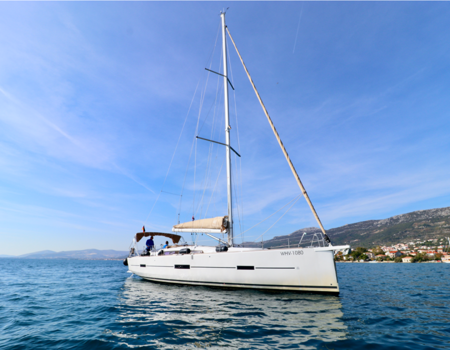 Photo #1 - Dufour 460 GL (Alila III) en Marina - 34183