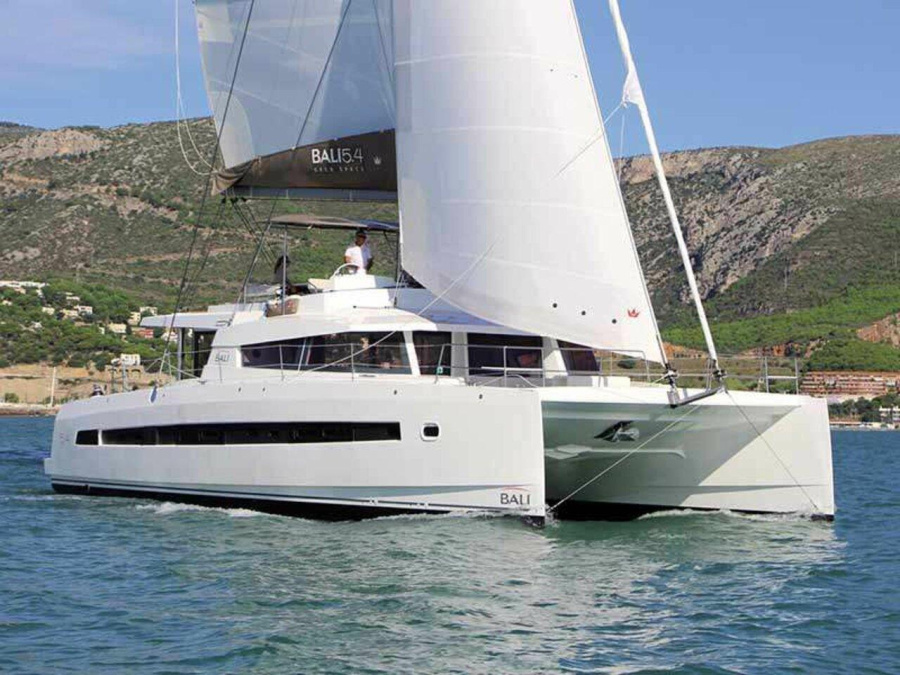 Photo #1 - Bali 5.4 - 5 + 2 cab (Sikelia) en Capo D'orlando Marina - 34212