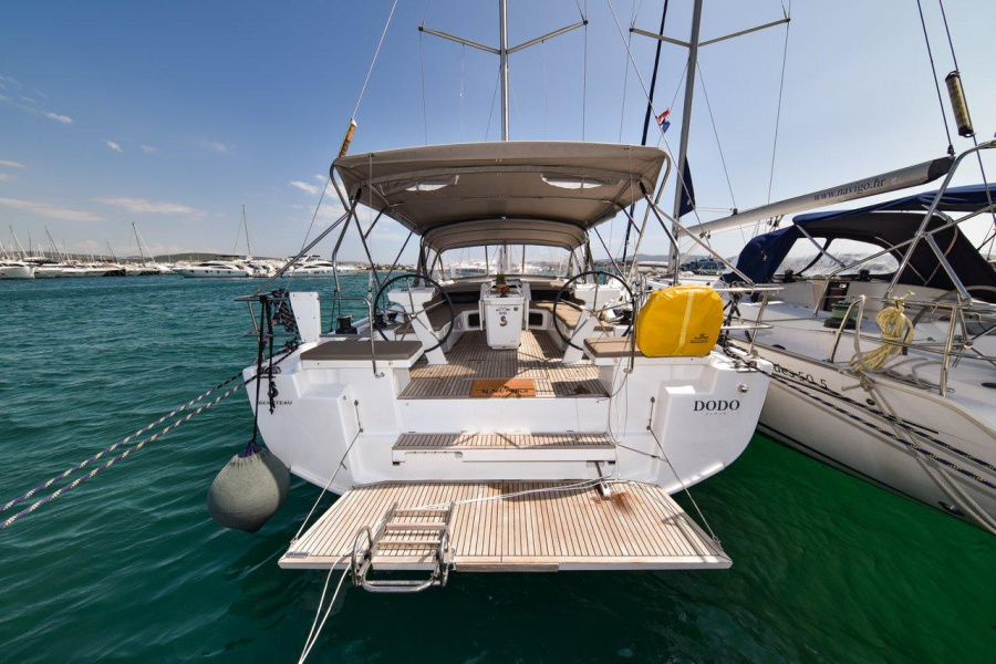 Photo #1 - Oceanis 51.1 OW - 3 cab (Dodo) en D-Marin Dalmacija Marina - 34277