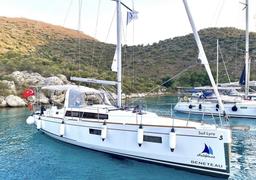 Photo #1 - Oceanis 38.1 (Sail Lyra) en  - 34355